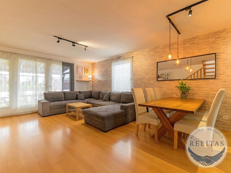 Pronájem rodinného domu 126 m², pozemek 463 m²