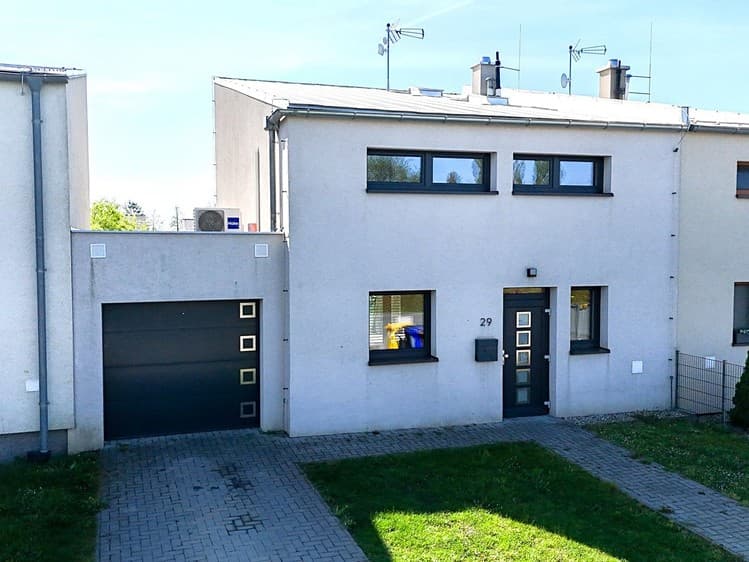 Pronájem rodinného domu 100 m², pozemek 404 m²