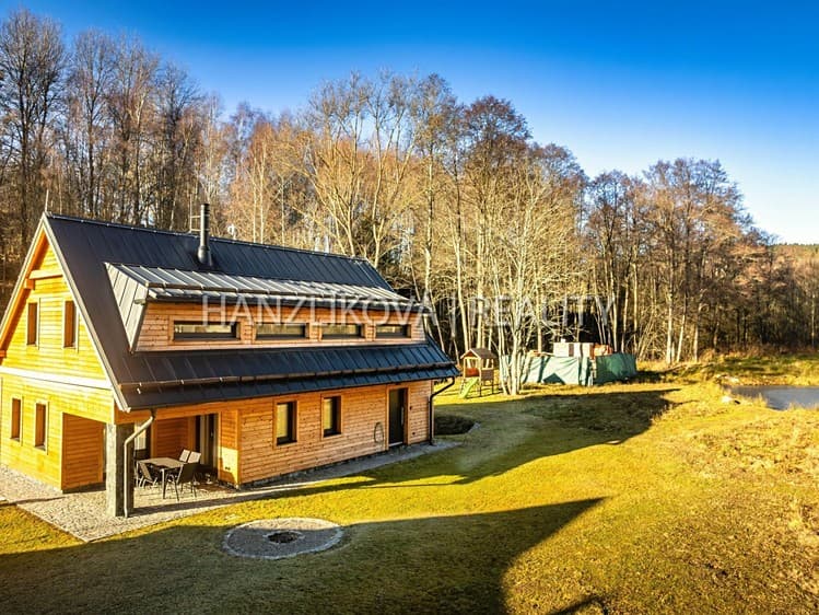 Pronájem chalupy 156 m², pozemek 1 381 m²