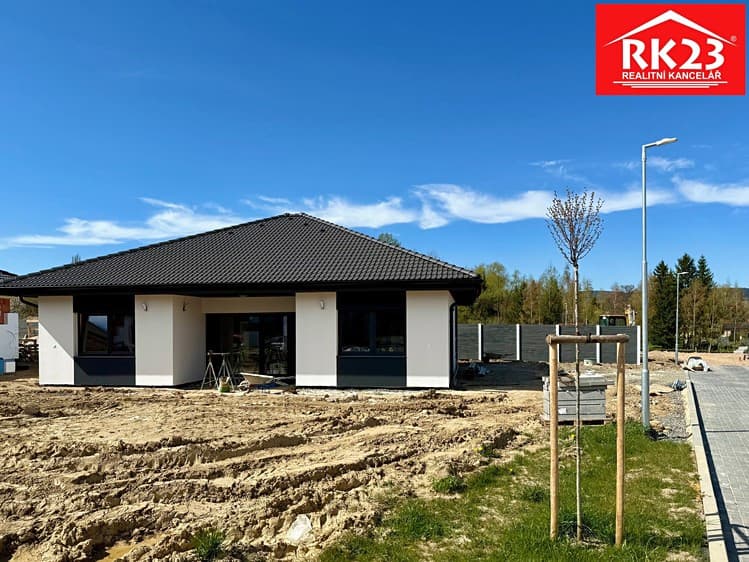 Pronájem rodinného domu 150 m², pozemek 800 m²