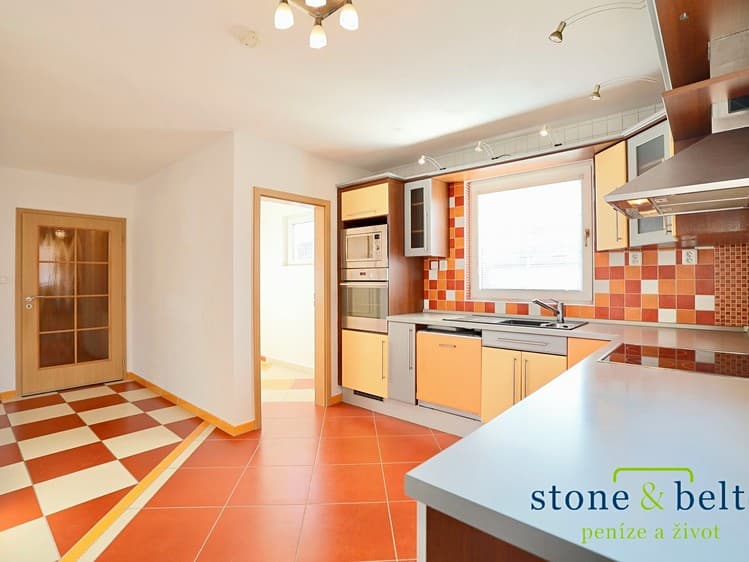 Pronájem rodinného domu 132 m², pozemek 433 m²