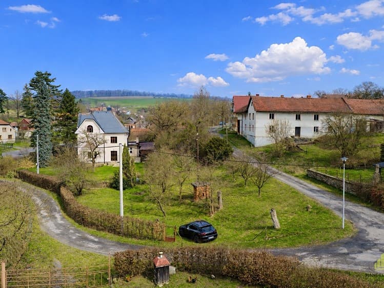 Prodej stavebního pozemku 686 m²