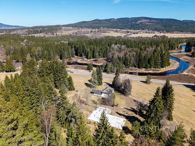 Prodej stavebního pozemku 10 137 m²