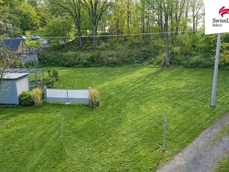 Prodej stavebního pozemku 3 877 m²