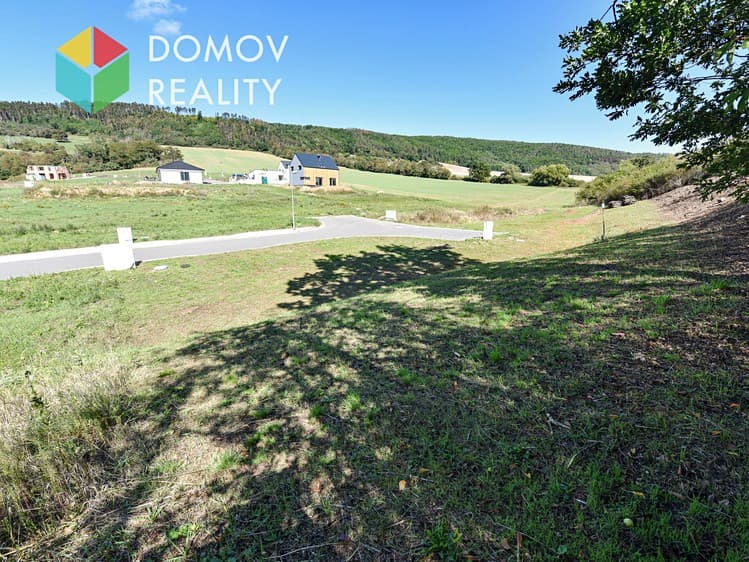 Prodej stavebního pozemku 703 m²