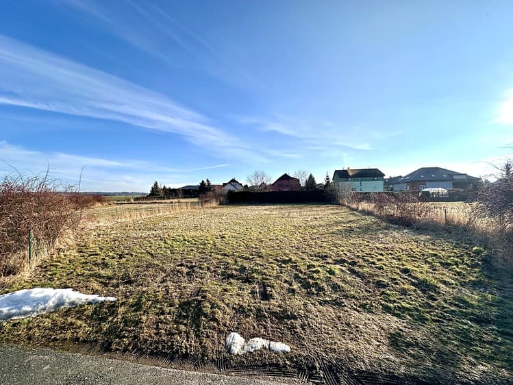 Prodej stavebního pozemku 979 m²