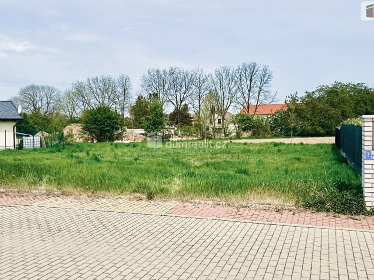 Prodej stavebního pozemku 1 025 m²