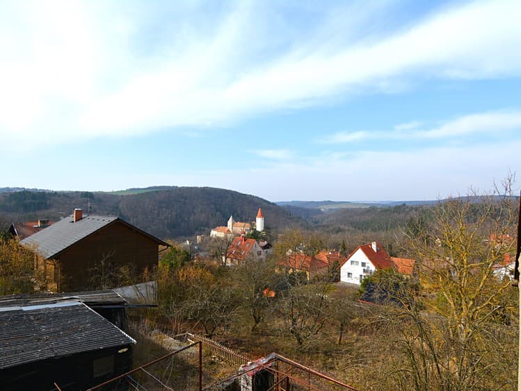 Prodej stavebního pozemku 1 940 m²