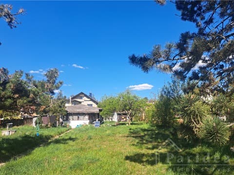 Prodej stavebního pozemku 893 m²