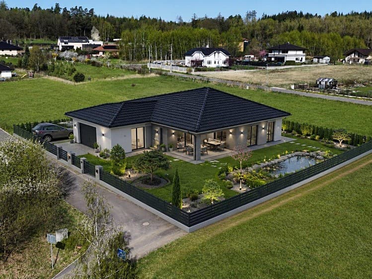Prodej stavebního pozemku 943 m²