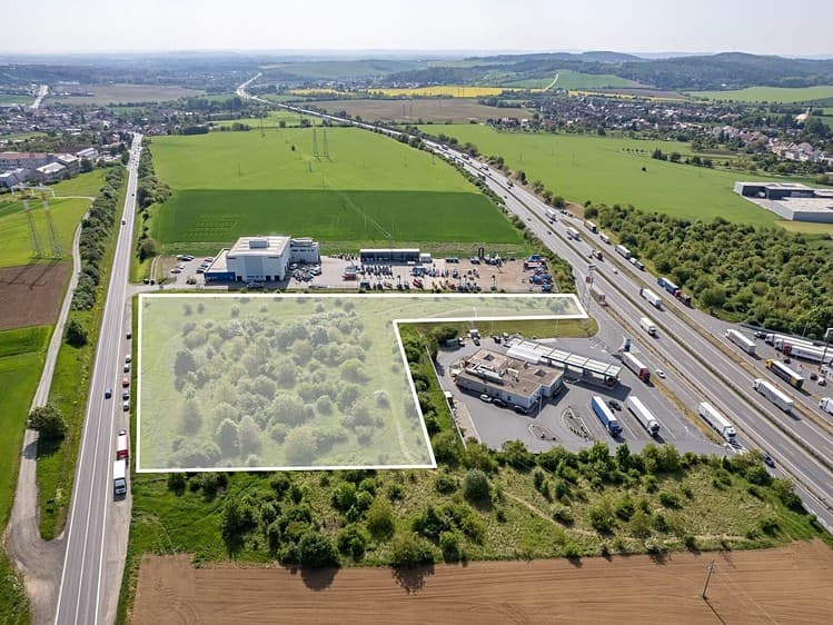Prodej skladového prostoru 11 908 m²