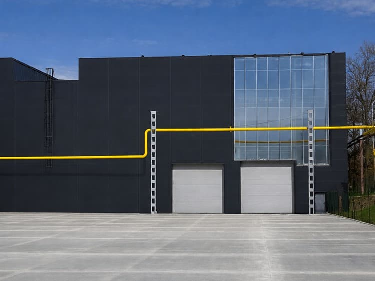 Prodej výrobní haly, prostoru 5 300 m²