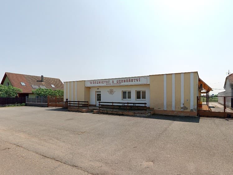 Prodej komerční nemovitosti 408 m²