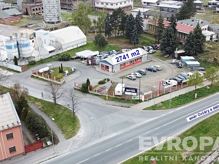 Prodej komerční nemovitosti 2 741 m²