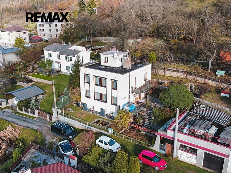 Prodej komerční nemovitosti 280 m²
