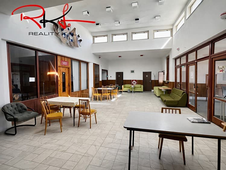 Prodej ubytovacího zařízení 1 058 m²