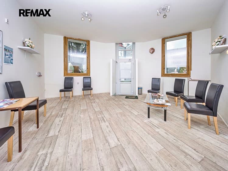 Prodej obchodního prostoru 92 m²