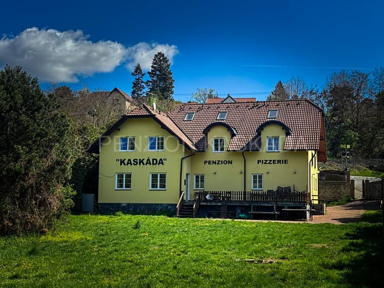 Prodej ubytovacího zařízení 400 m²