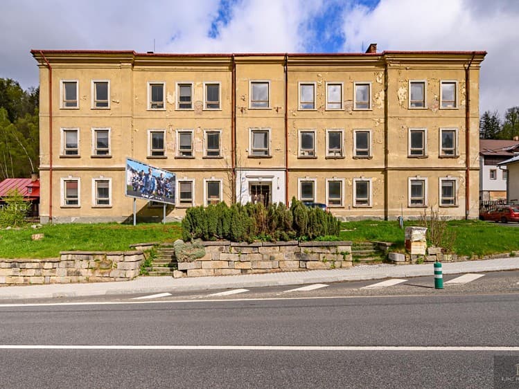 Prodej činžovního domu 900 m²