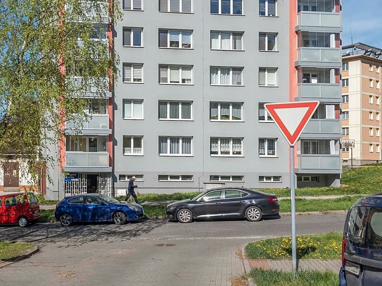 Prodej obchodního prostoru 30 m²