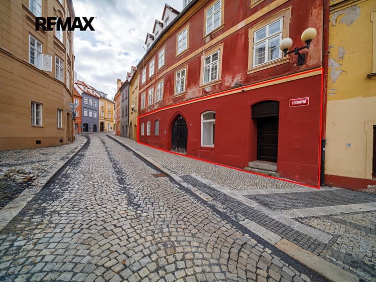Prodej obchodního prostoru 253 m²