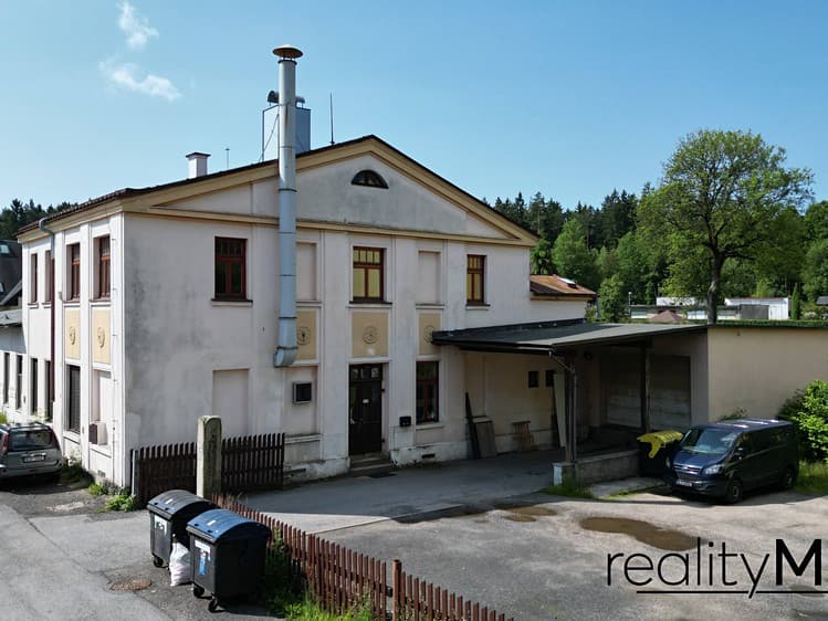 Prodej výrobní haly, prostoru 1 246 m²