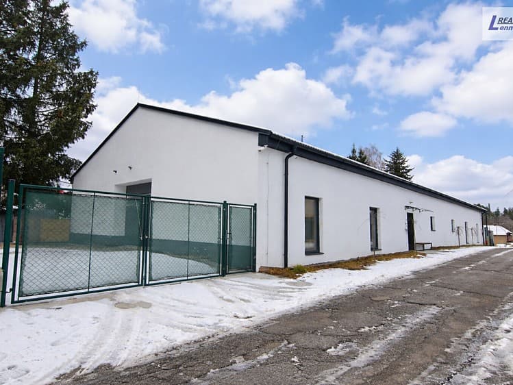 Prodej výrobní haly, prostoru 400 m²