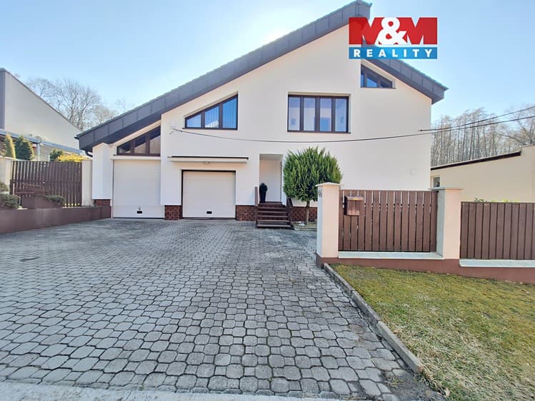 Prodej kanceláře 250 m²