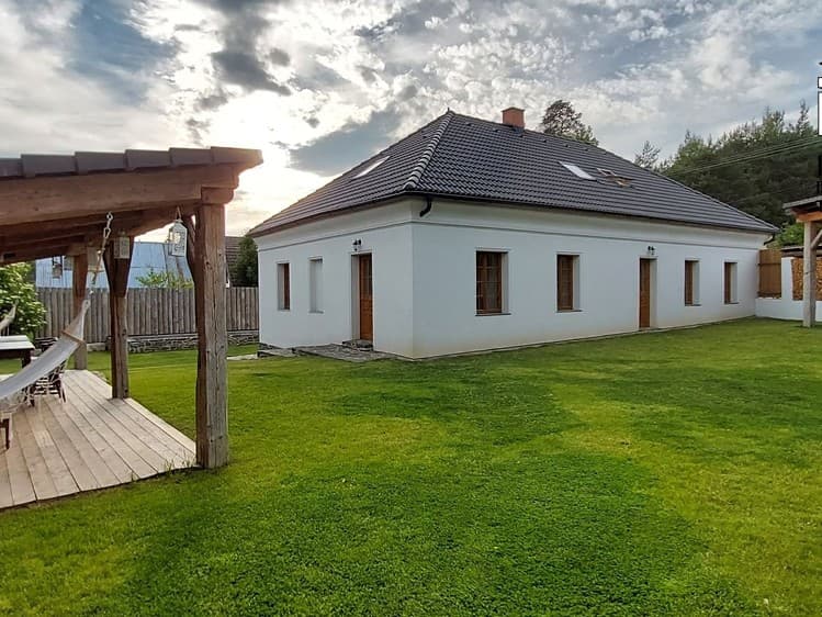 Prodej ubytovacího zařízení 212 m²