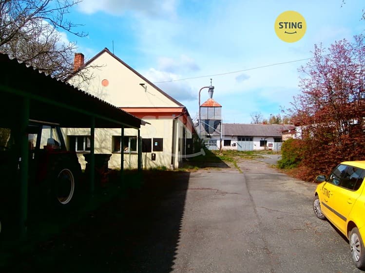 Prodej výrobní haly, prostoru 1 312 m²
