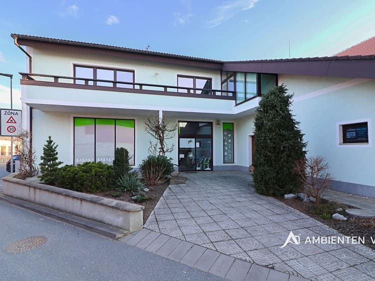 Pronájem obchodního prostoru 135 m²