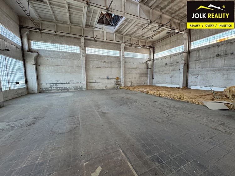 Pronájem skladového prostoru 800 m²