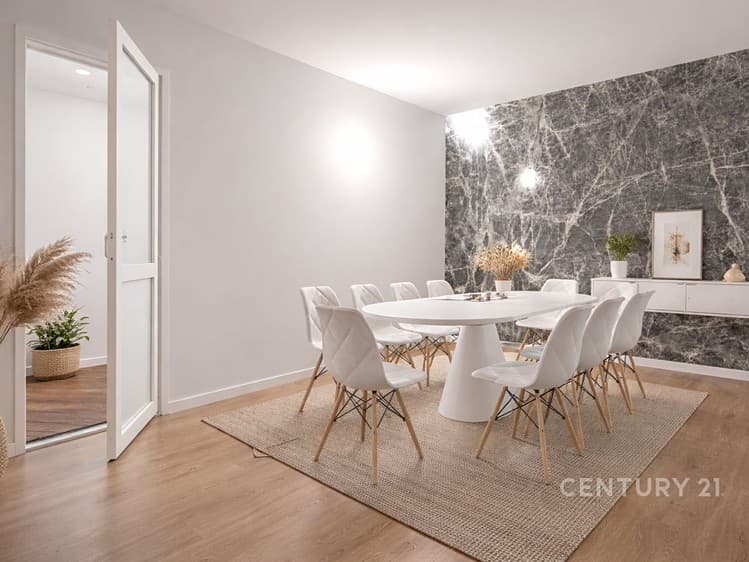 Pronájem obchodního prostoru 141 m²