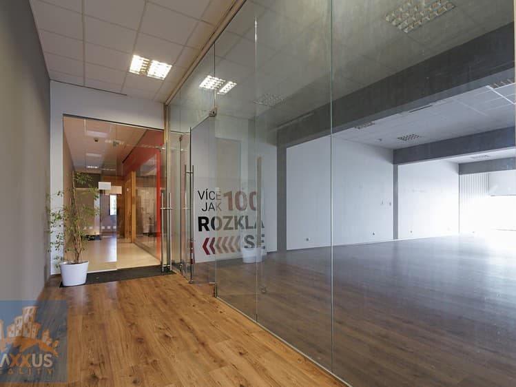 Pronájem obchodního prostoru 150 m²