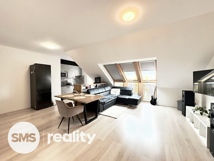 Pronájem bytu 2+kk 71 m²