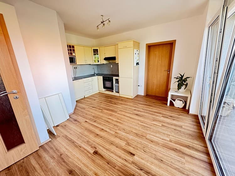 Pronájem bytu 3+kk 61 m²