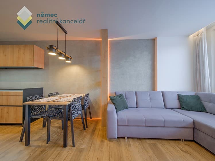 Pronájem bytu 2+kk 43 m²