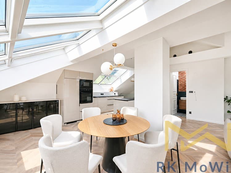 Pronájem bytu 4+kk 119 m² (Mezonet)