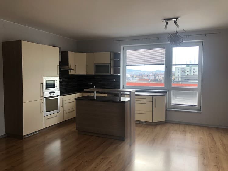 Pronájem bytu 3+kk 75 m²