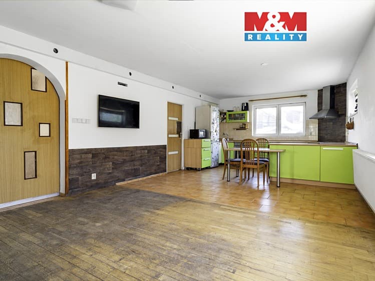 Prodej rodinného domu 98 m², pozemek 617 m²