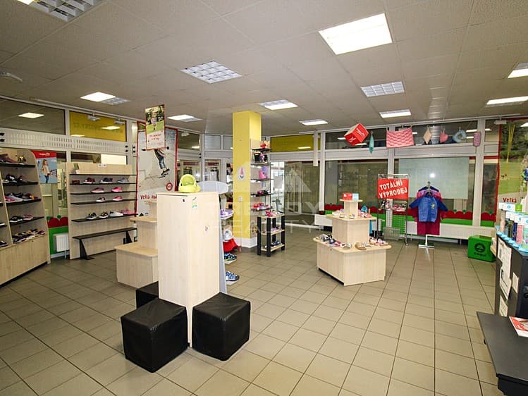 Pronájem obchodního prostoru 98 m²