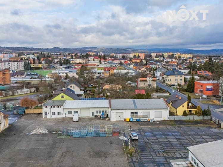 Pronájem výrobní haly, prostoru 563 m²