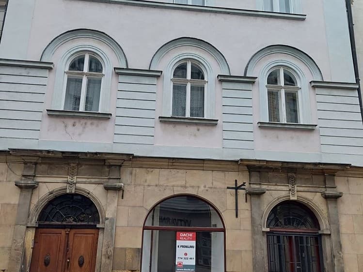 Pronájem obchodního prostoru 50 m²