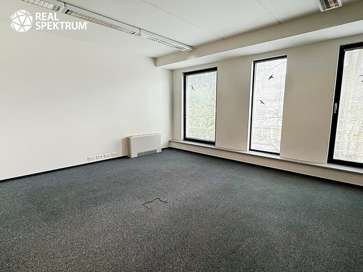 Pronájem kanceláře 71 m²