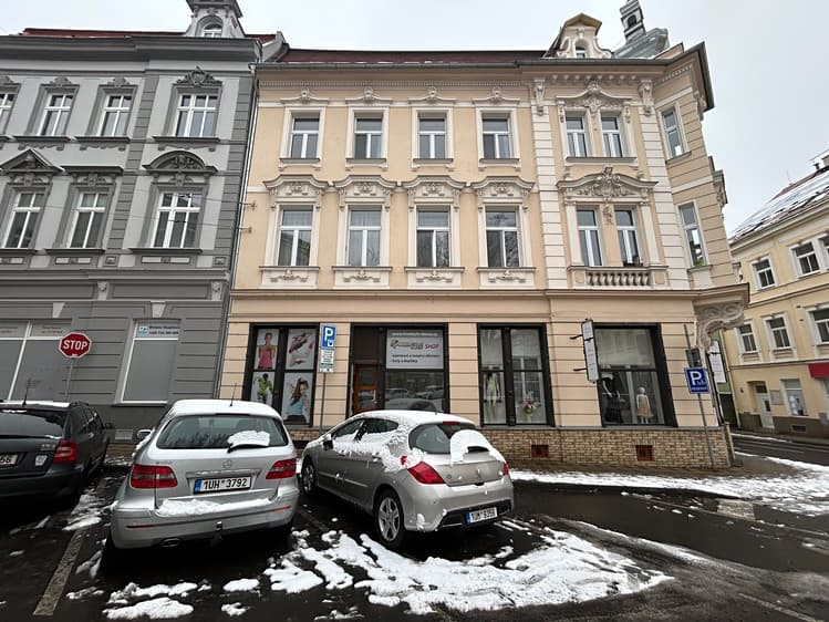 Pronájem obchodního prostoru 60 m²