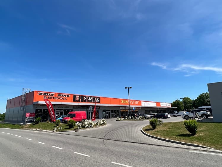 Pronájem skladového prostoru 395 m²