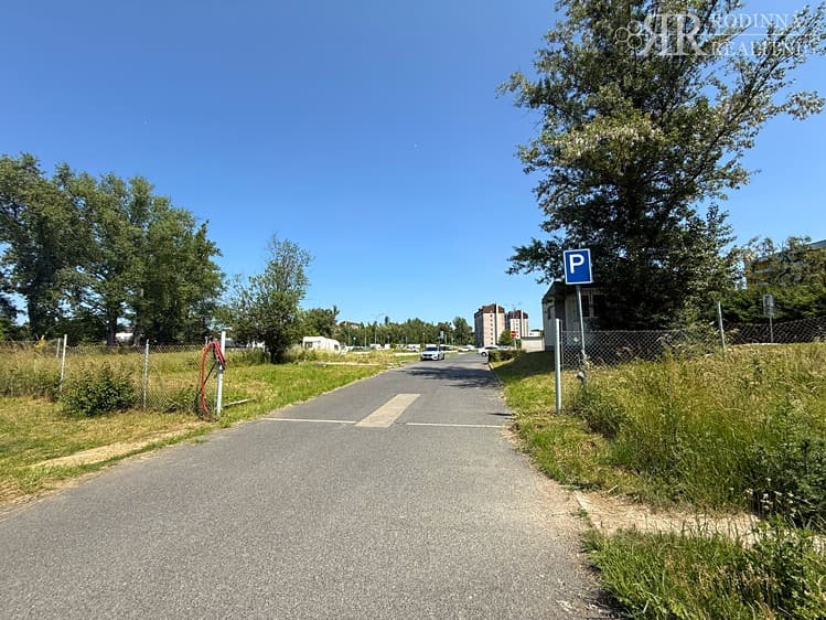 Prodej specifického typu nemovitosti 12 m²