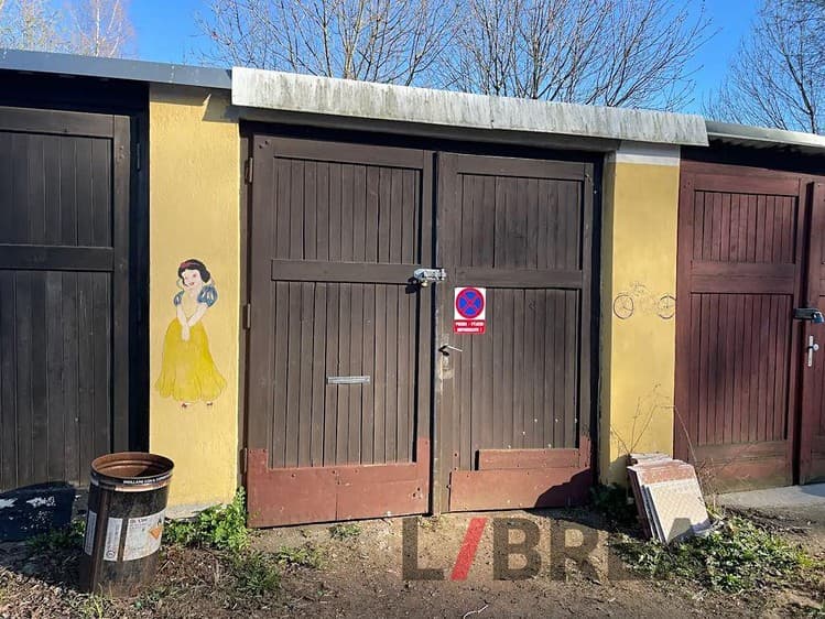 Prodej garáže 14 m²