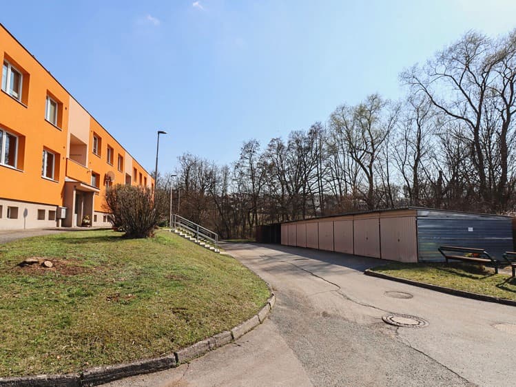 Prodej garáže 12 m²