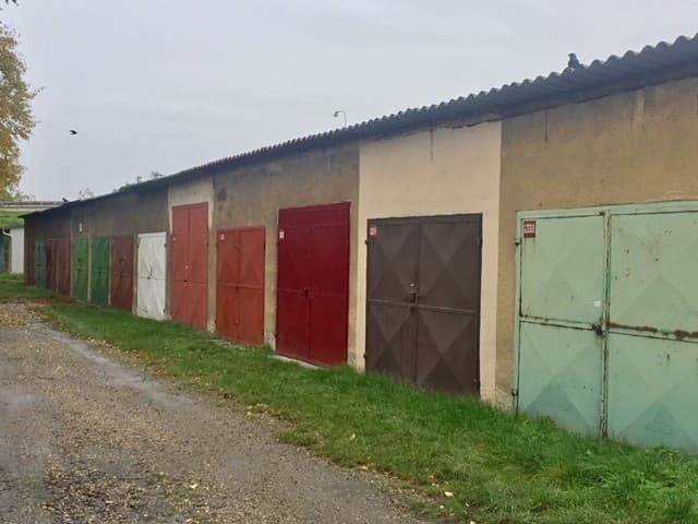 Pronájem garáže 17 m²